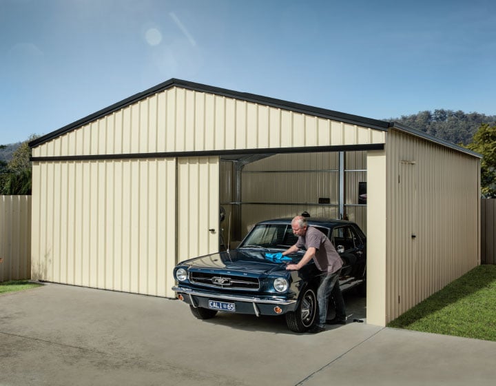 Gable Roof Garages Range Garage_01.jpg